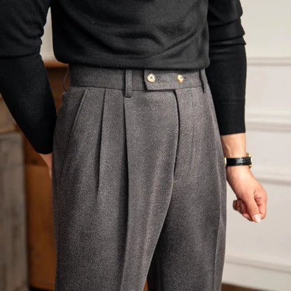 Jasper | Zwarte Heren Broek met Hoge Taille en Plooien 0