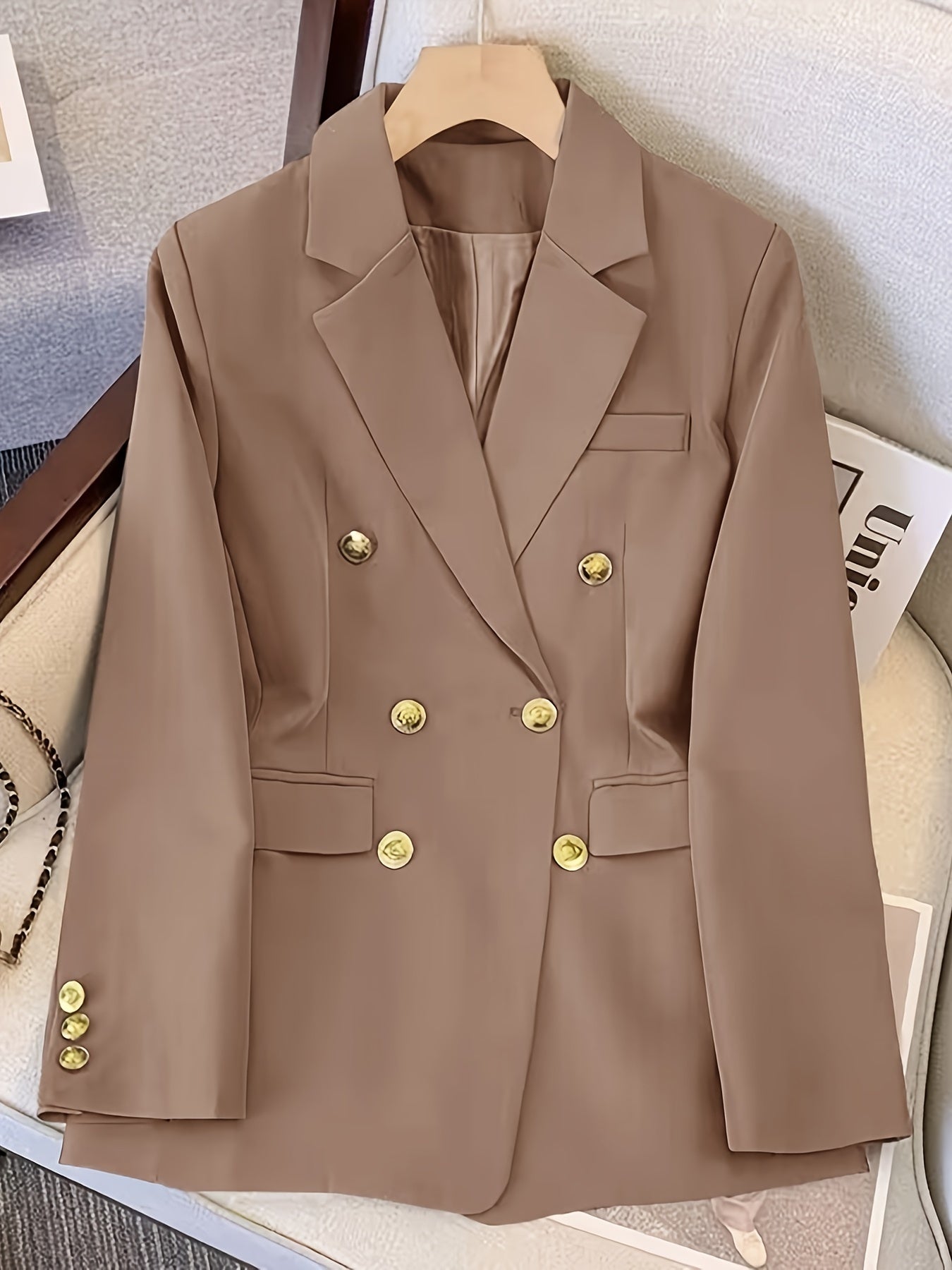 Lena | Lange Zwarte Dames Blazer Met Dubbele Rij Knopen Voor Winter 2