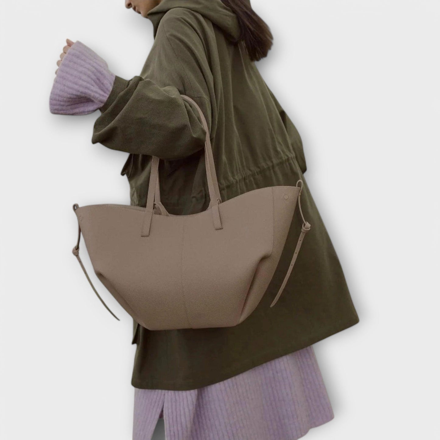 Lotte | Ruime Draagtas voor Dames met Minimalistisch Ontwerp en Comfortabele Handvatten 2