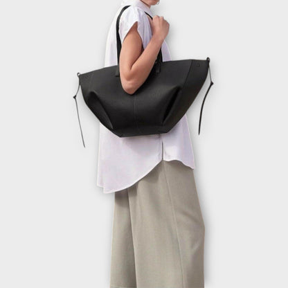 Lotte | Ruime Draagtas voor Dames met Minimalistisch Ontwerp en Comfortabele Handvatten 8
