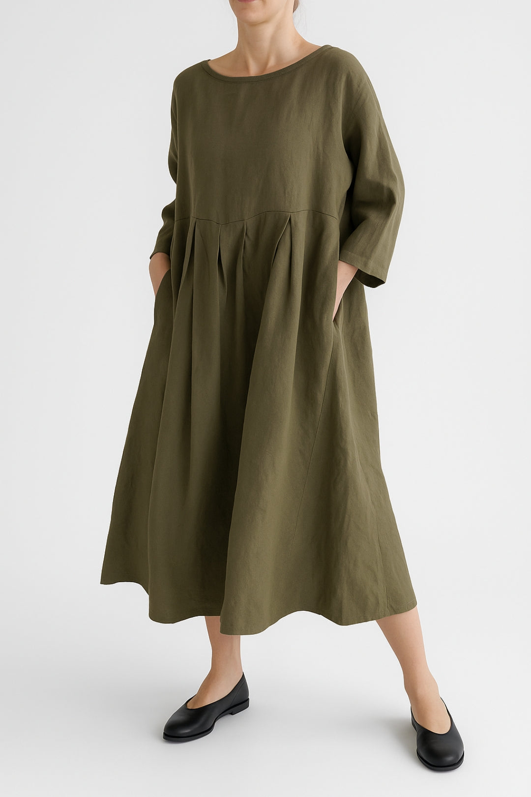 Sophie | Relaxed Fit Midi-jurk voor Dames met Voorkant Plooien 1