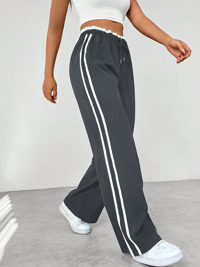 Sophie | Sportieve High-Waisted Joggingbroek Dames met Witte Strepen en Comfortabele Pasvorm 3