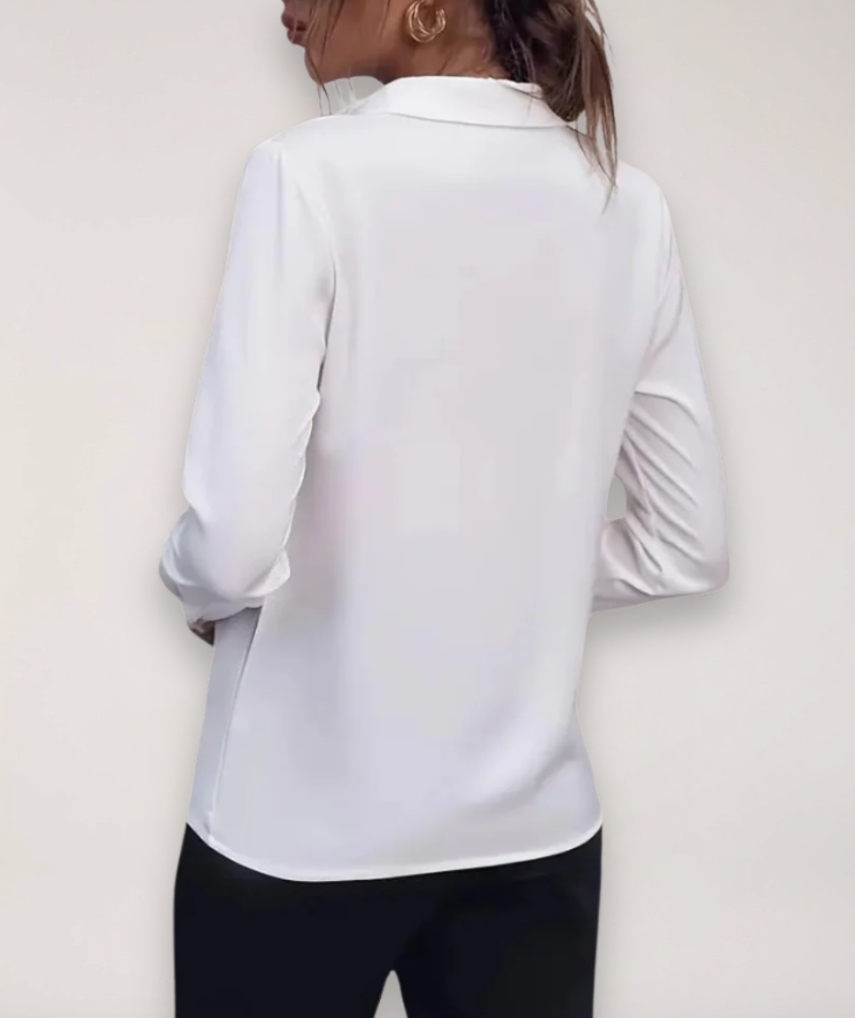 Sophie | Witte Blouse Dames Met Knoopsluiting Voor Elegante Zomerdagen 2