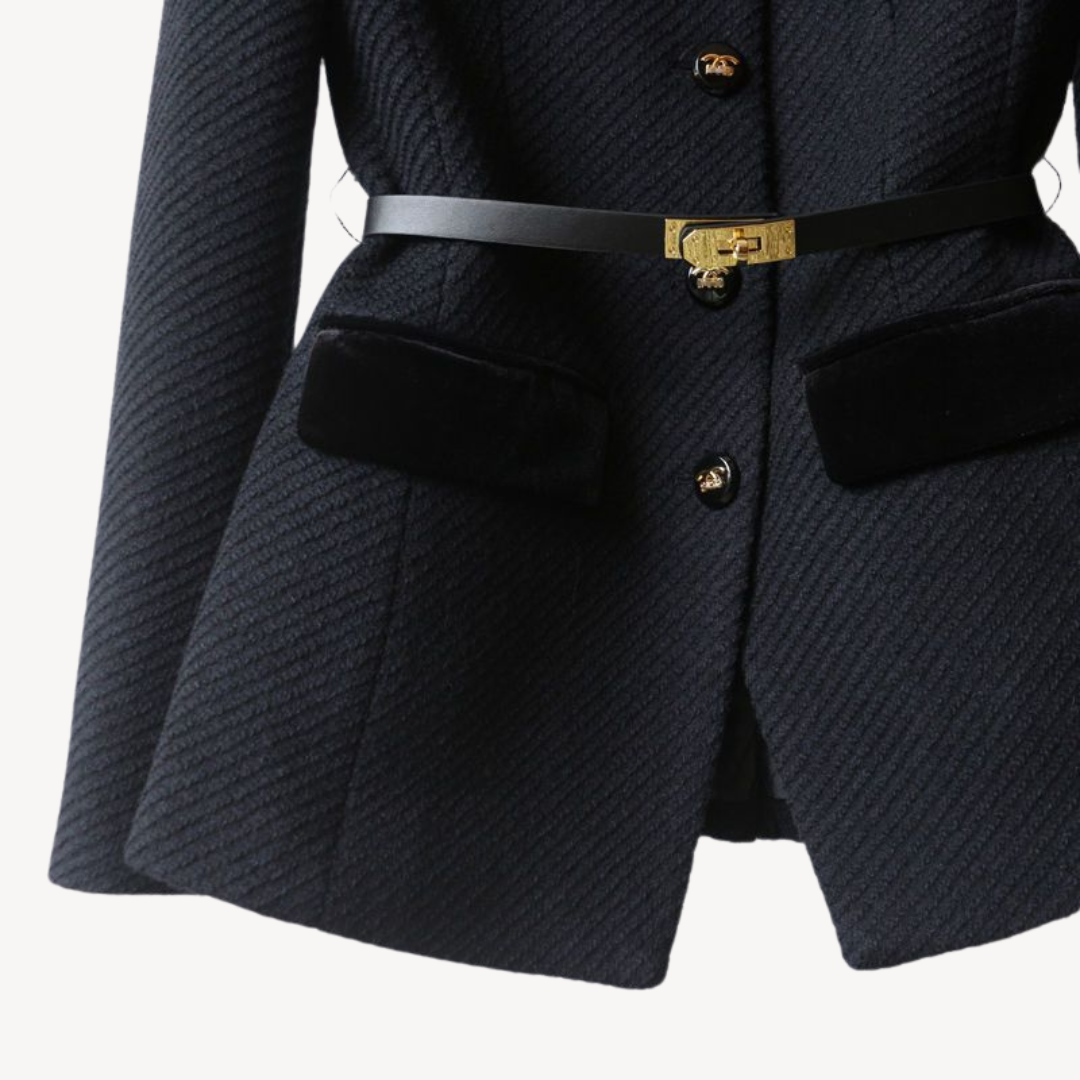 Sophie | Zwarte Dames Blazer met Riem voor Elegante Winterlooks 2