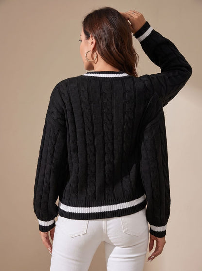 AMIRA trui gecombineerd met corduroy broek en boots