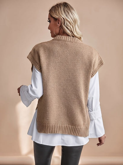 Dames gebreid vest in verschillende kleuren weergegeven