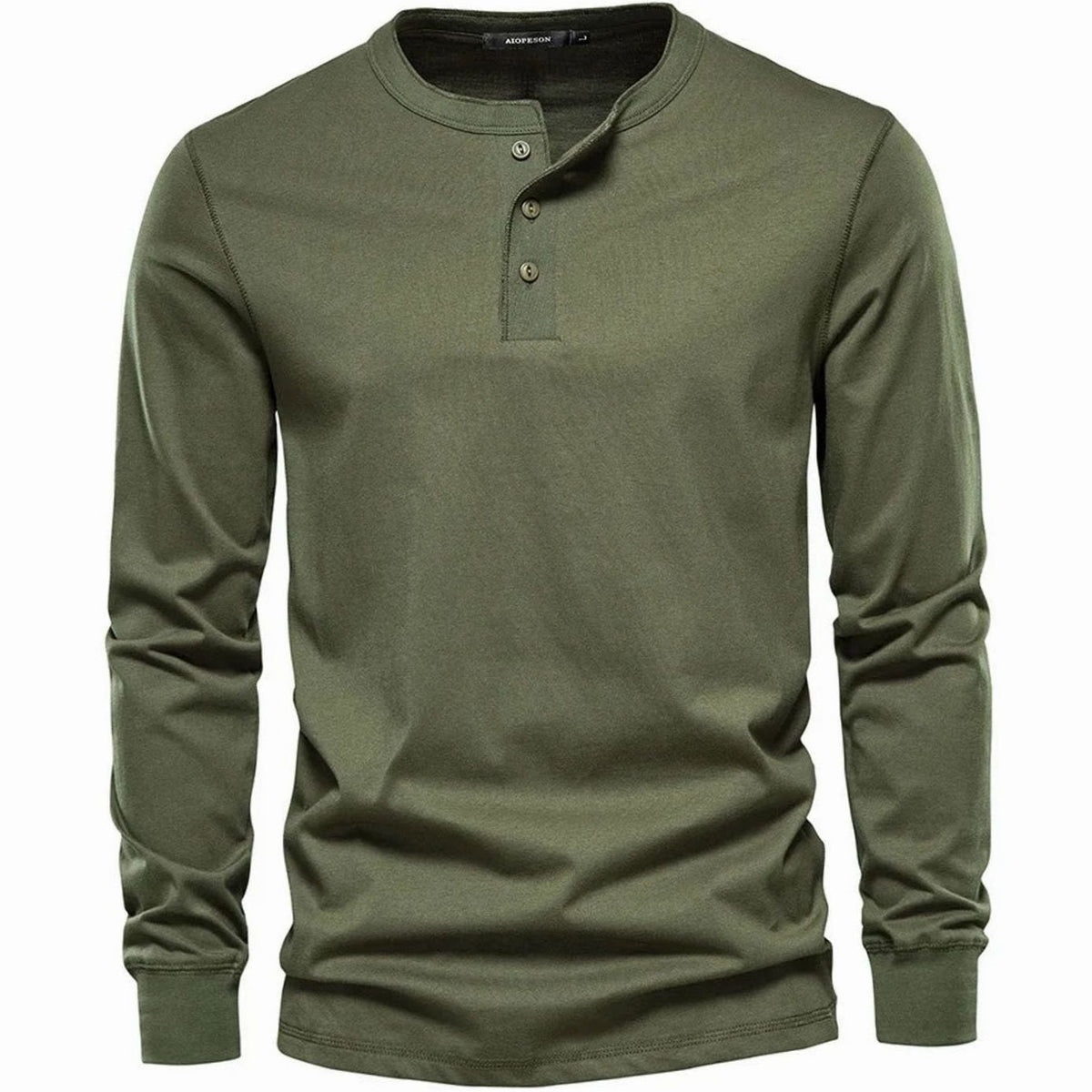 DALTON henley shirt gecombineerd met jeans voor casual look
