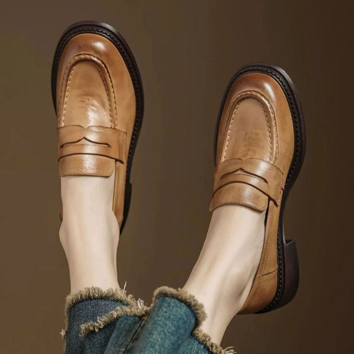 EMMIE leren penny loafers voor dames in lichtbruin, klassiek instapmodel