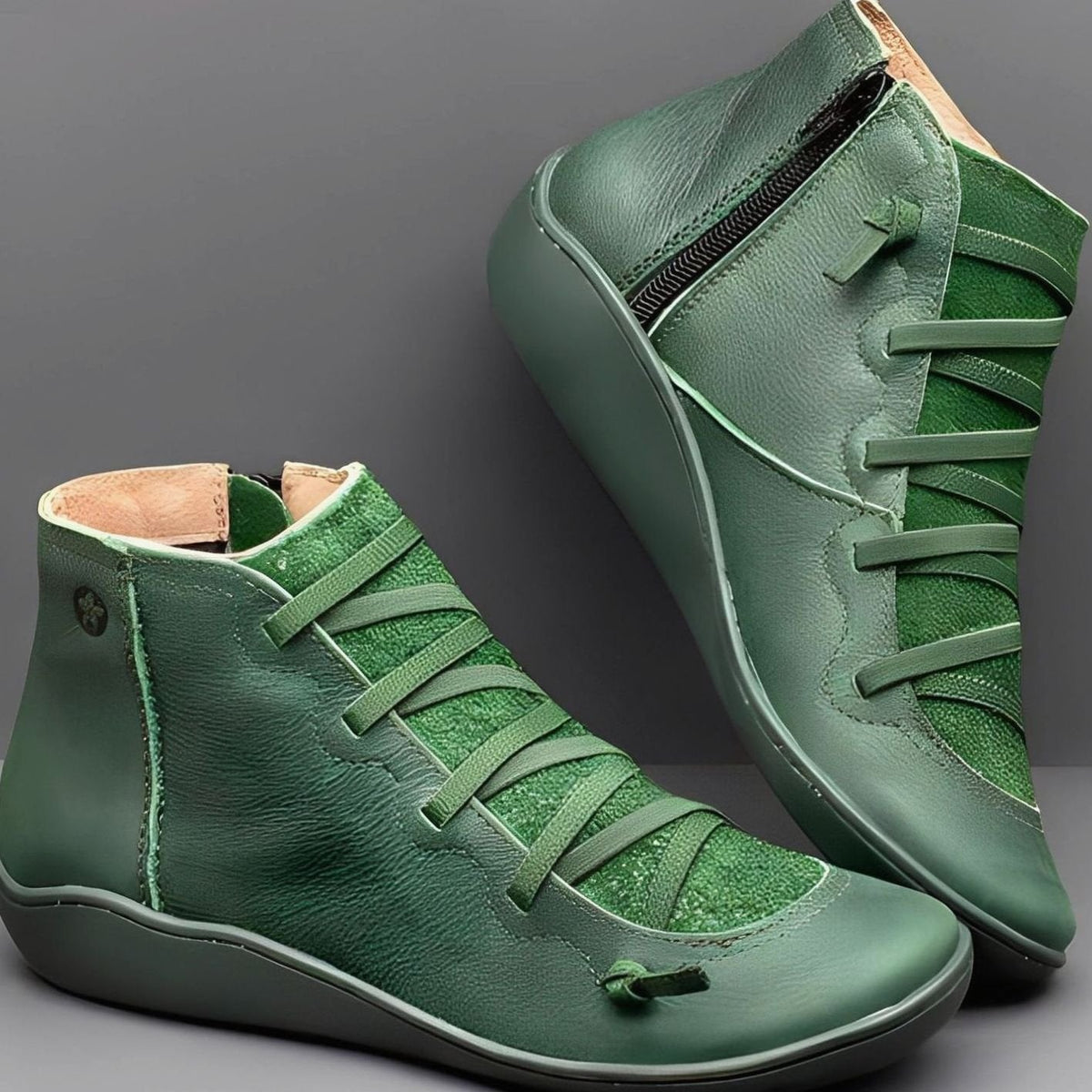 FLORIEN veterlaarzen met zijrits voor dames, vooraanzicht met decoratief veterdetail