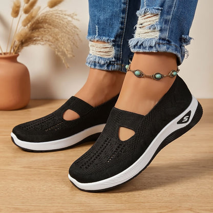 Bovenaanzicht van de flexibele pasvorm van de FREYA sneaker