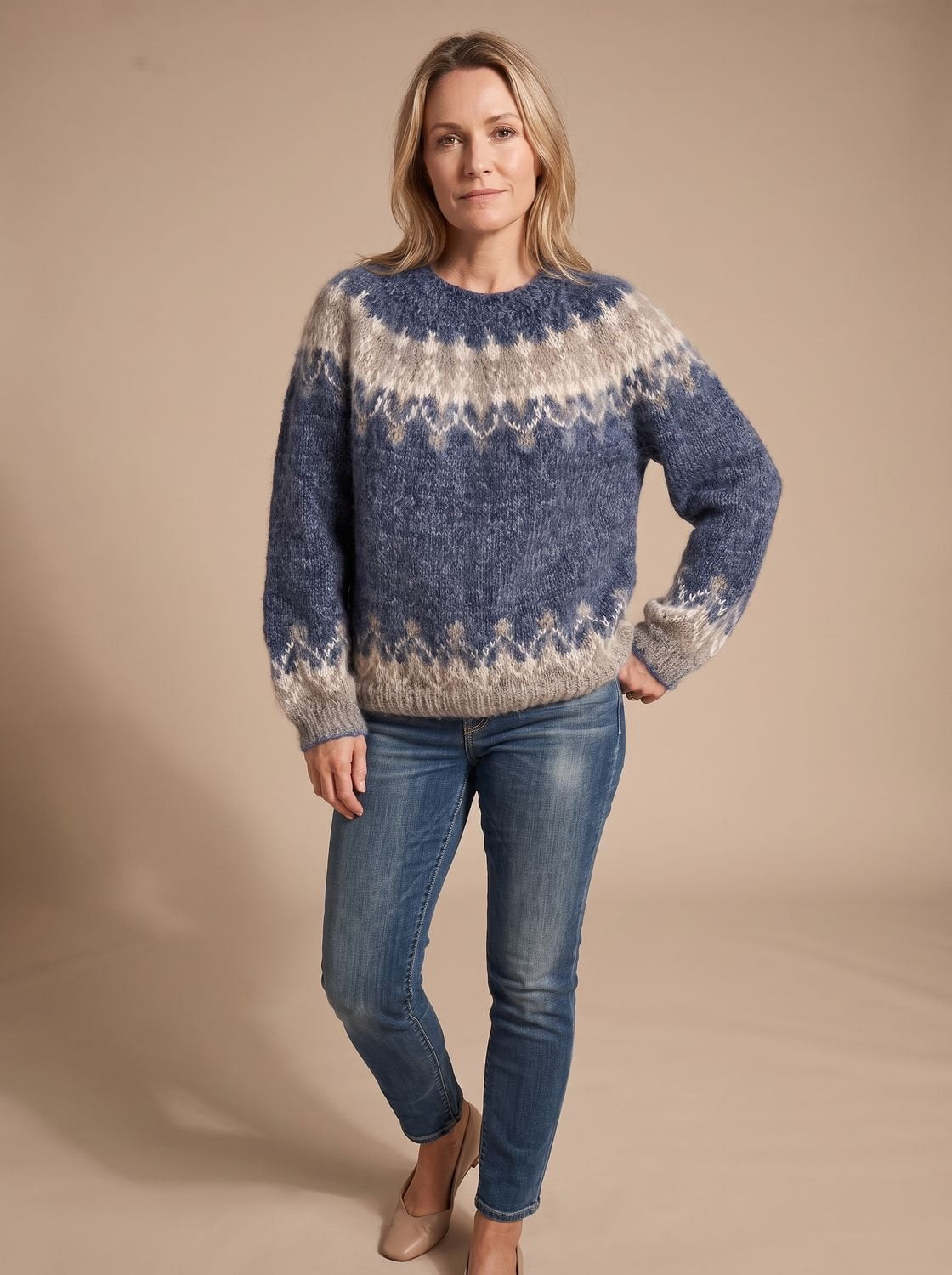 Detail van het Scandinavische jacquardmotief op de FROJA trui