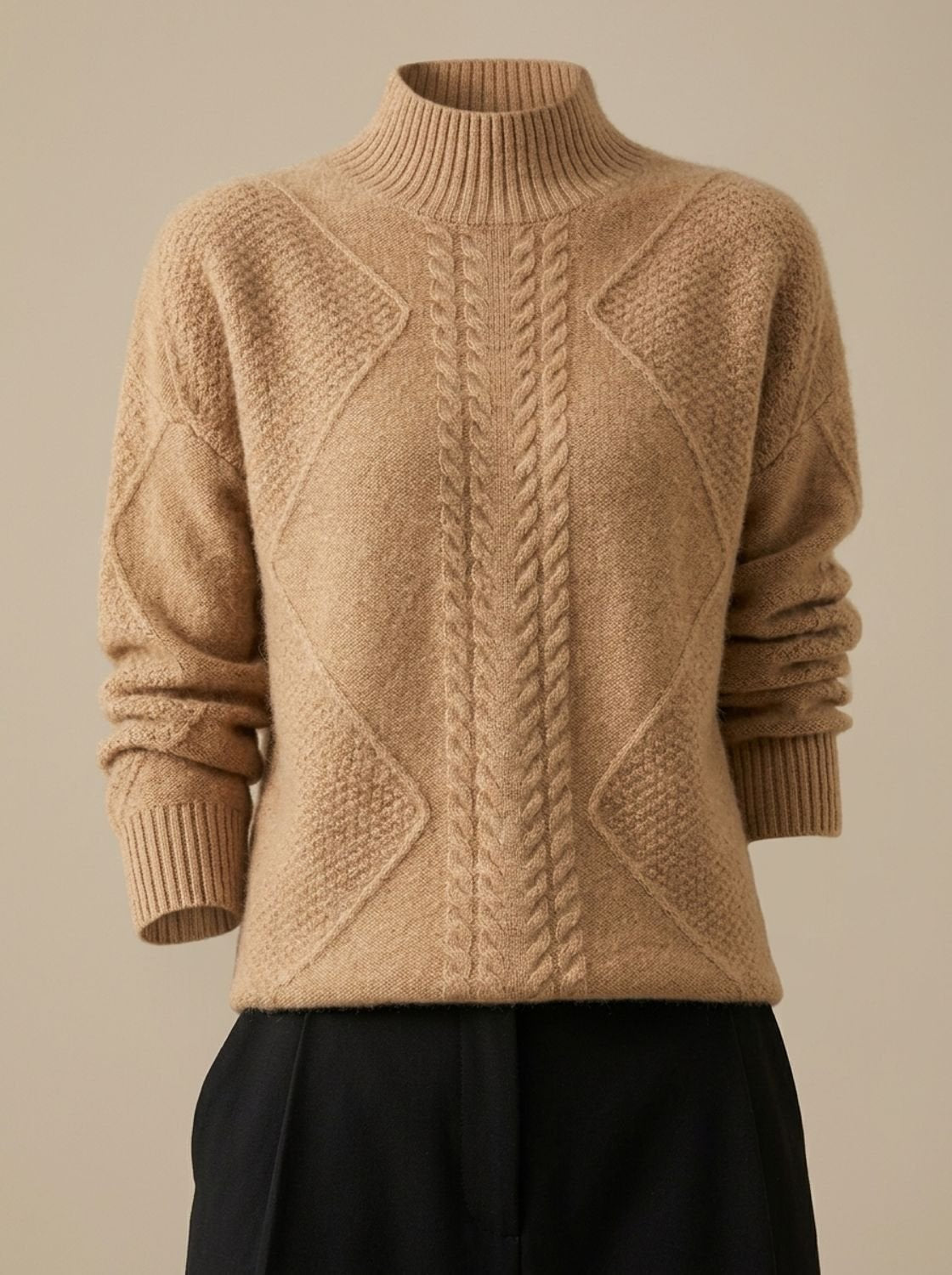 Detail van de hoge kraag van de cashmere trui