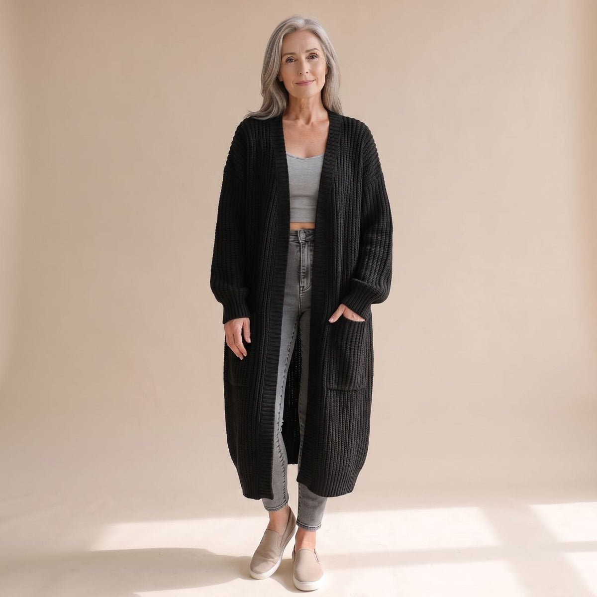 MAEVA vest gecombineerd met jeans voor een casual outfit