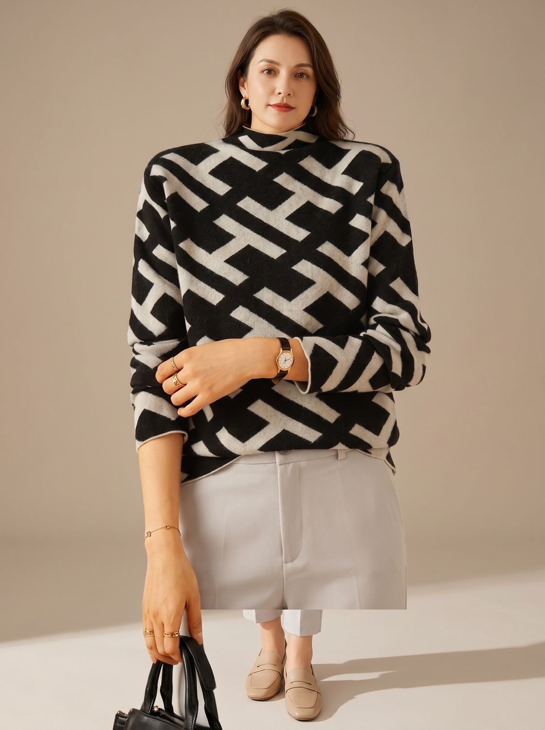 MARISOL coltrui dames met zwart-wit geometrisch monogrampatroon