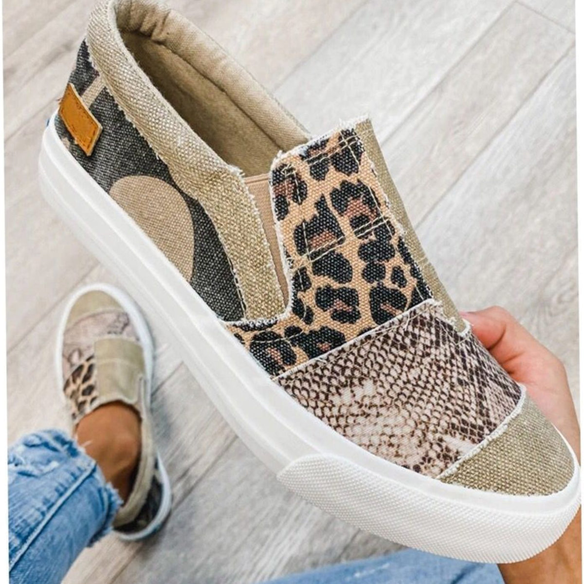 NALANI dierenprint sneakers in verschillende kleuren getoond