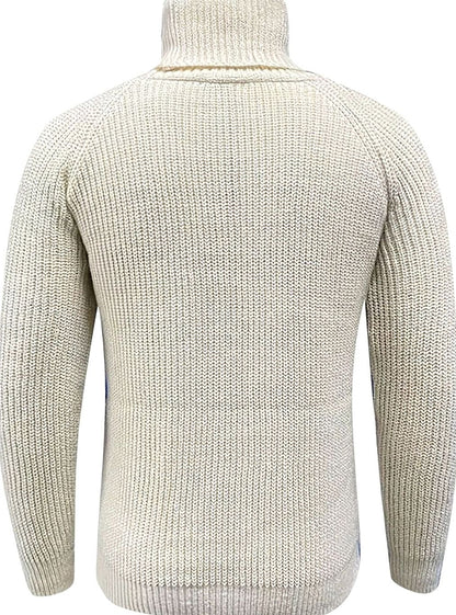 Heren coltrui gedragen als laagje onder een jas voor winterse look