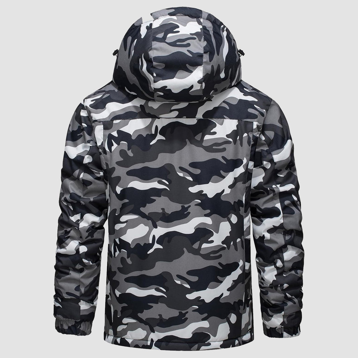 Volledige look met NORDKAP herenjas in stedelijke omgeving