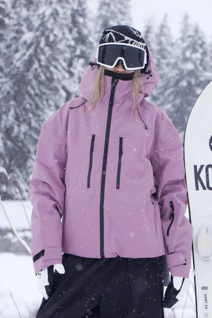 Achteraanzicht van de sportieve NORWYN snowboardjas