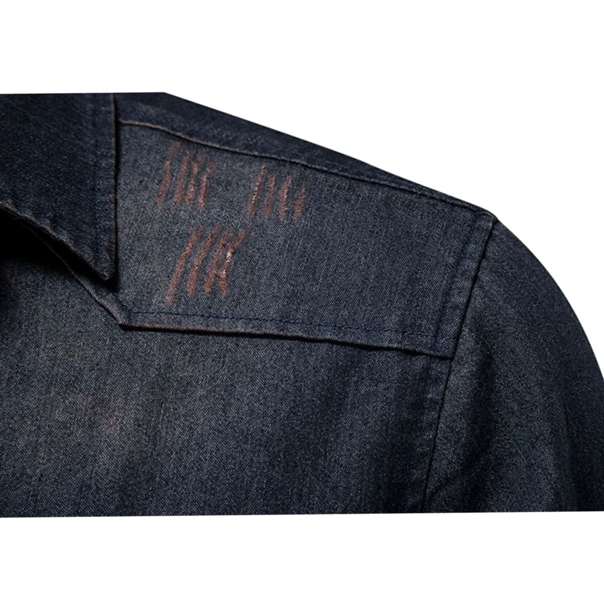 Denim overhemd gecombineerd met een spijkerbroek voor casual look
