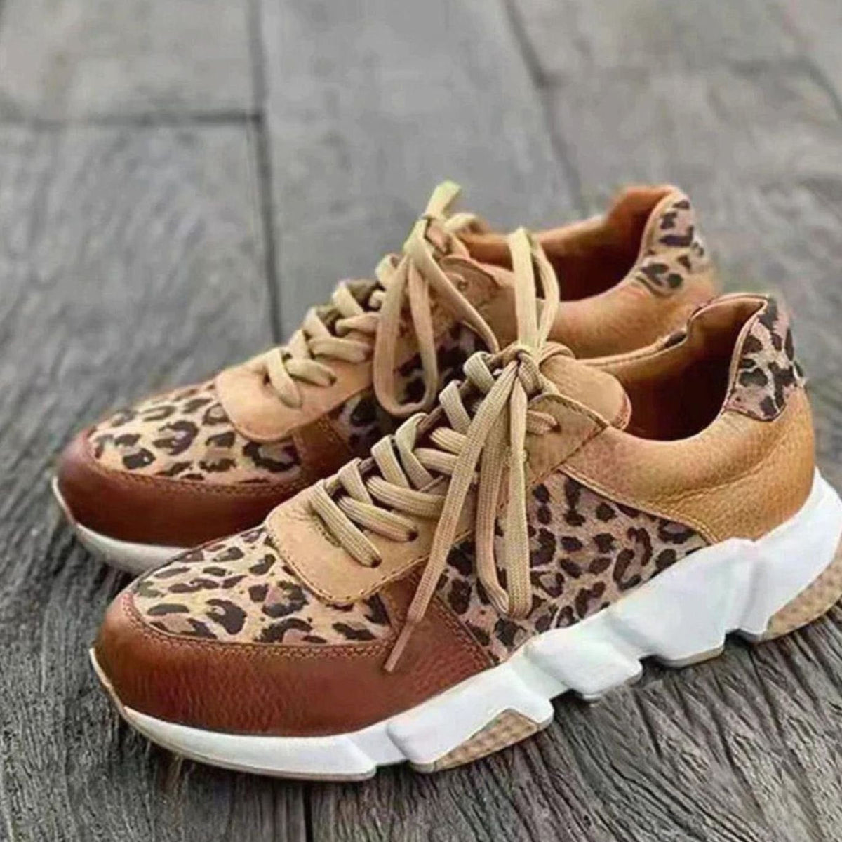 RENZO chunky sneakers met luipaardprint en tan accenten voor dames