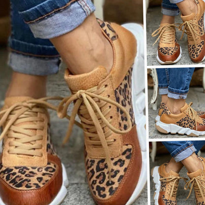 RENZO sneakers gedragen met casual outfit voor een sportieve look