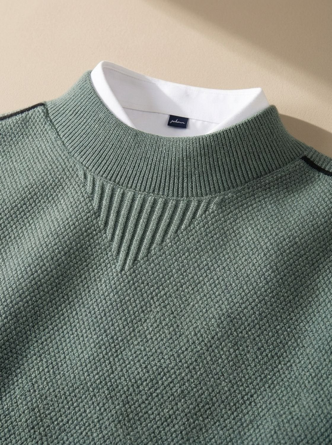 Heren pullover in kleur kamel vooraanzicht