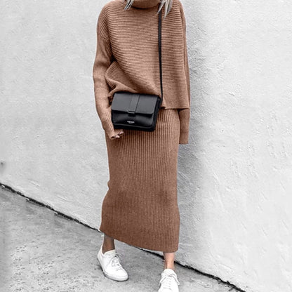 Oversized coltrui van de WINTELLE set gecombineerd met midirok