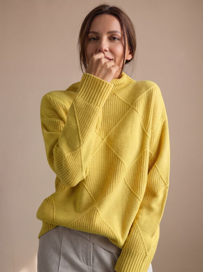 Volledige productfoto van de ZEPHIRA coltrui op witte achtergrond